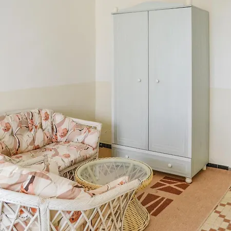 Awesome Apartment In Saussignac Saussignac
